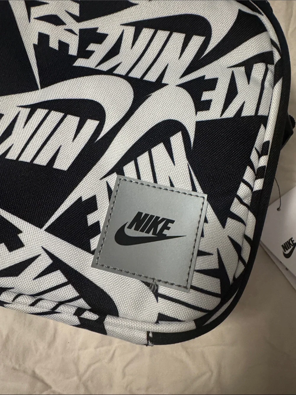 Nike stylish lunchbox